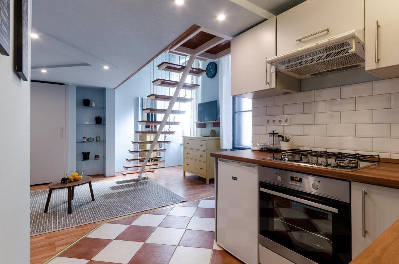 Paulay'S Studio Apartment In The City Center. 부다페스트 외부 사진